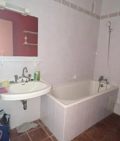Esprit Vintage Avec Piscine, Proche Du Metro Apartment