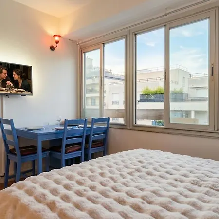 Appartement Esprit Vintage Avec Piscine, Proche Du Métro